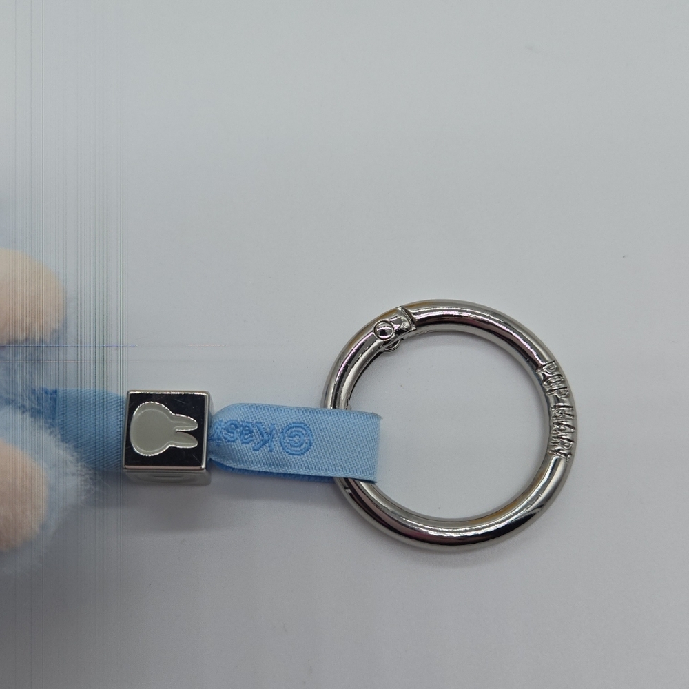 Authentic Labubu pin for love, letter D - Picture 5 of 16